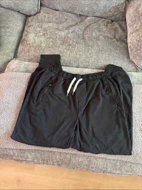 Vuori Black Jogger Sweatpants with White Drawstring